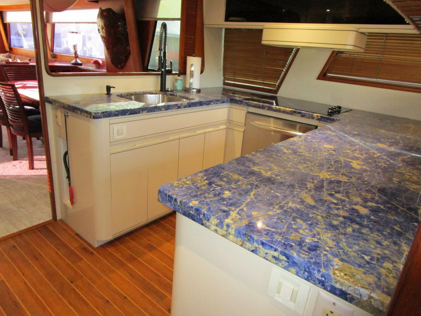 1990 Viking Cockpit Motor Yacht - Image 5