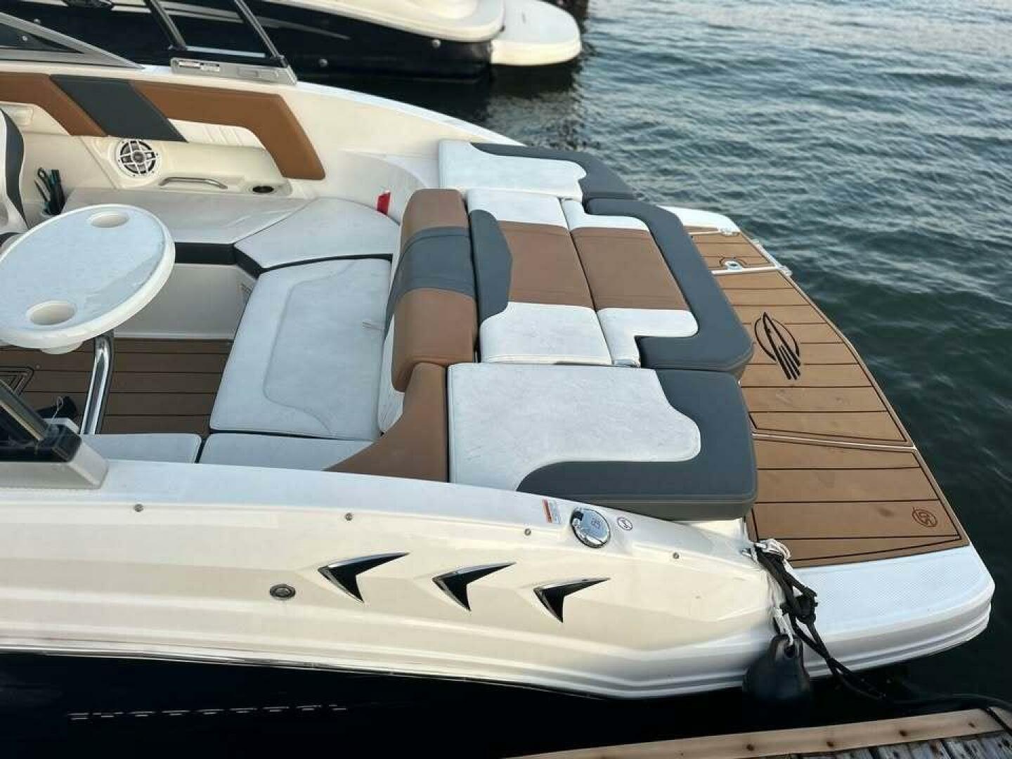2023 Chaparral 230 SSi - Image 3