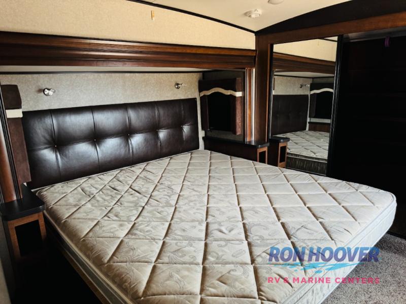2017 JAYCO NORTHPOINT 387RDFS - Image 16
