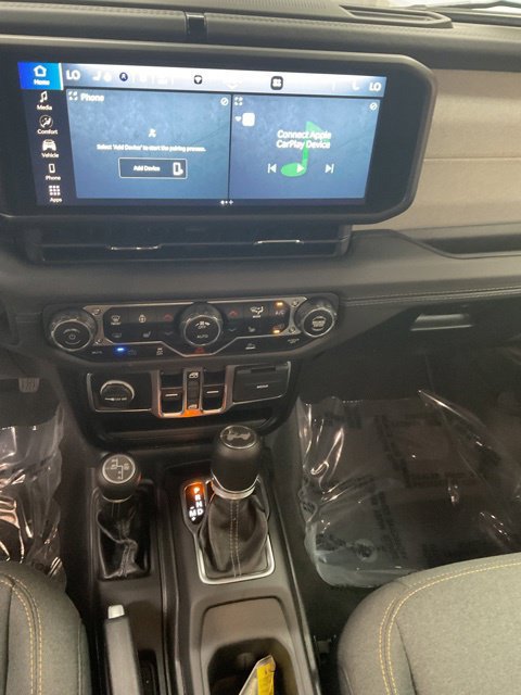 2025 Jeep Wrangler 4xe Sahara 4x4 - Image 22