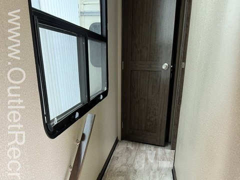 2019 Grand Design Solitude 385GK - Image 27