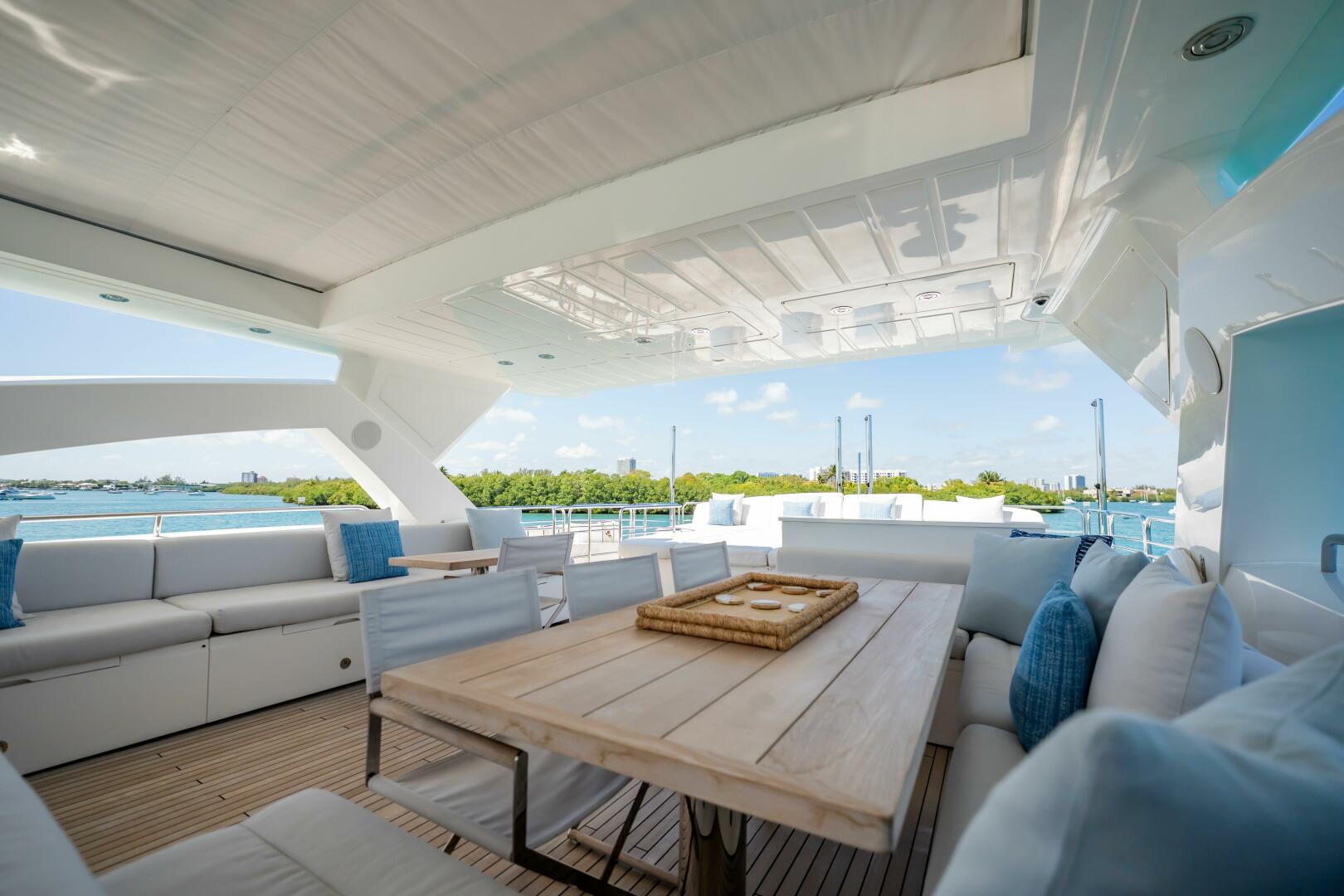 2011 Sunseeker 34 Metre Yacht - Image 24