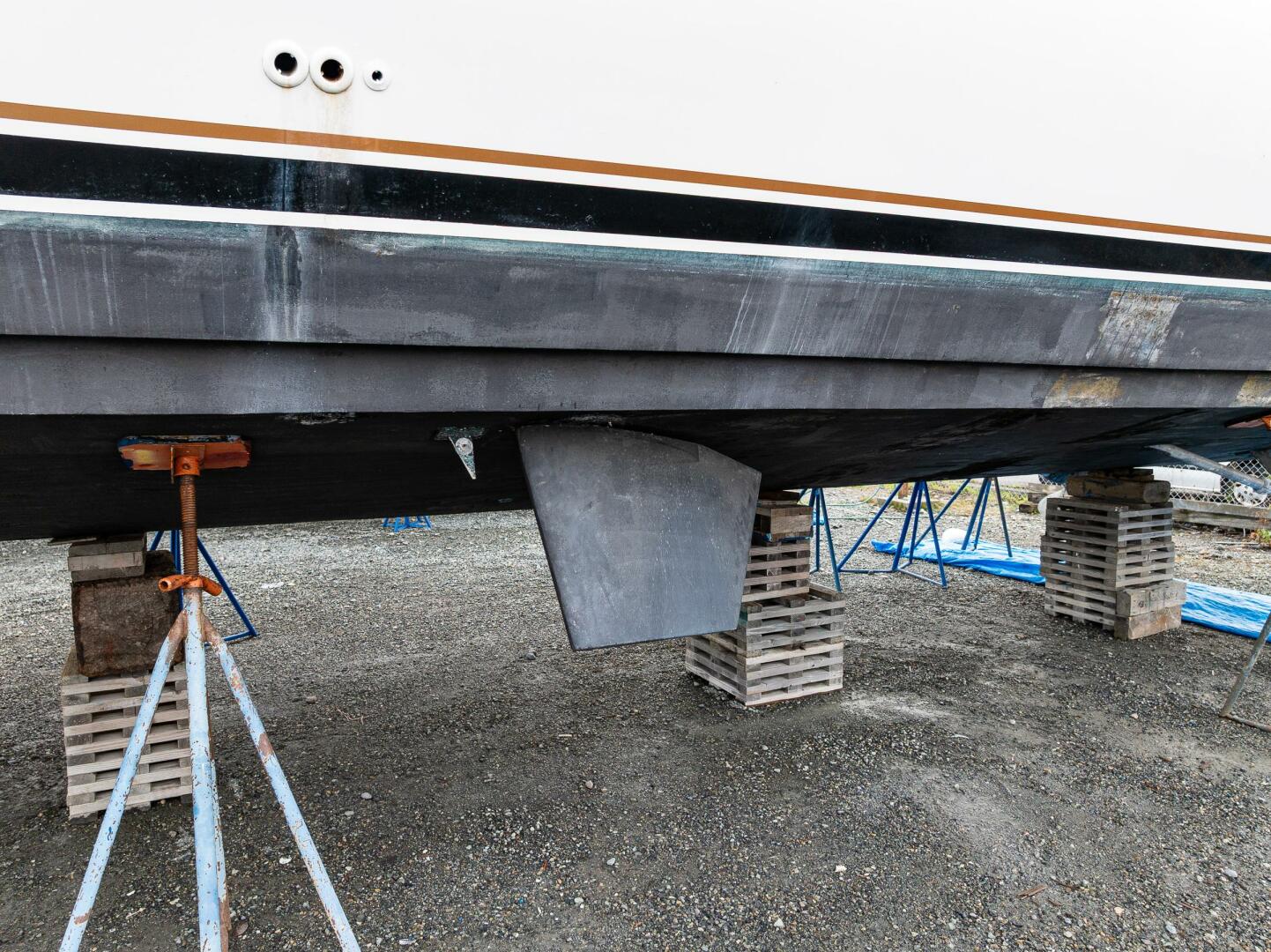 2001 Navigator 61 Pilothouse - Image 11
