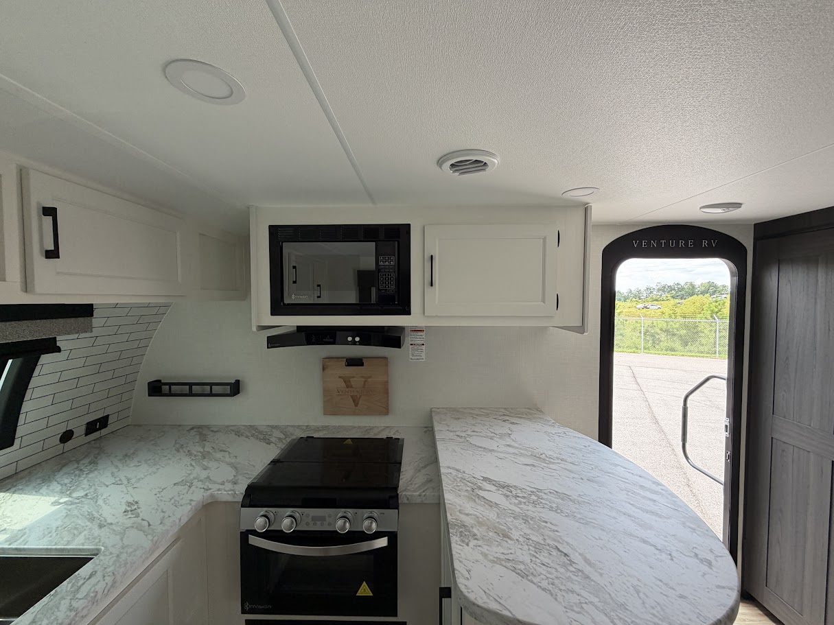 2027 VENTURE RV STRATUS 262VFK - Image 10