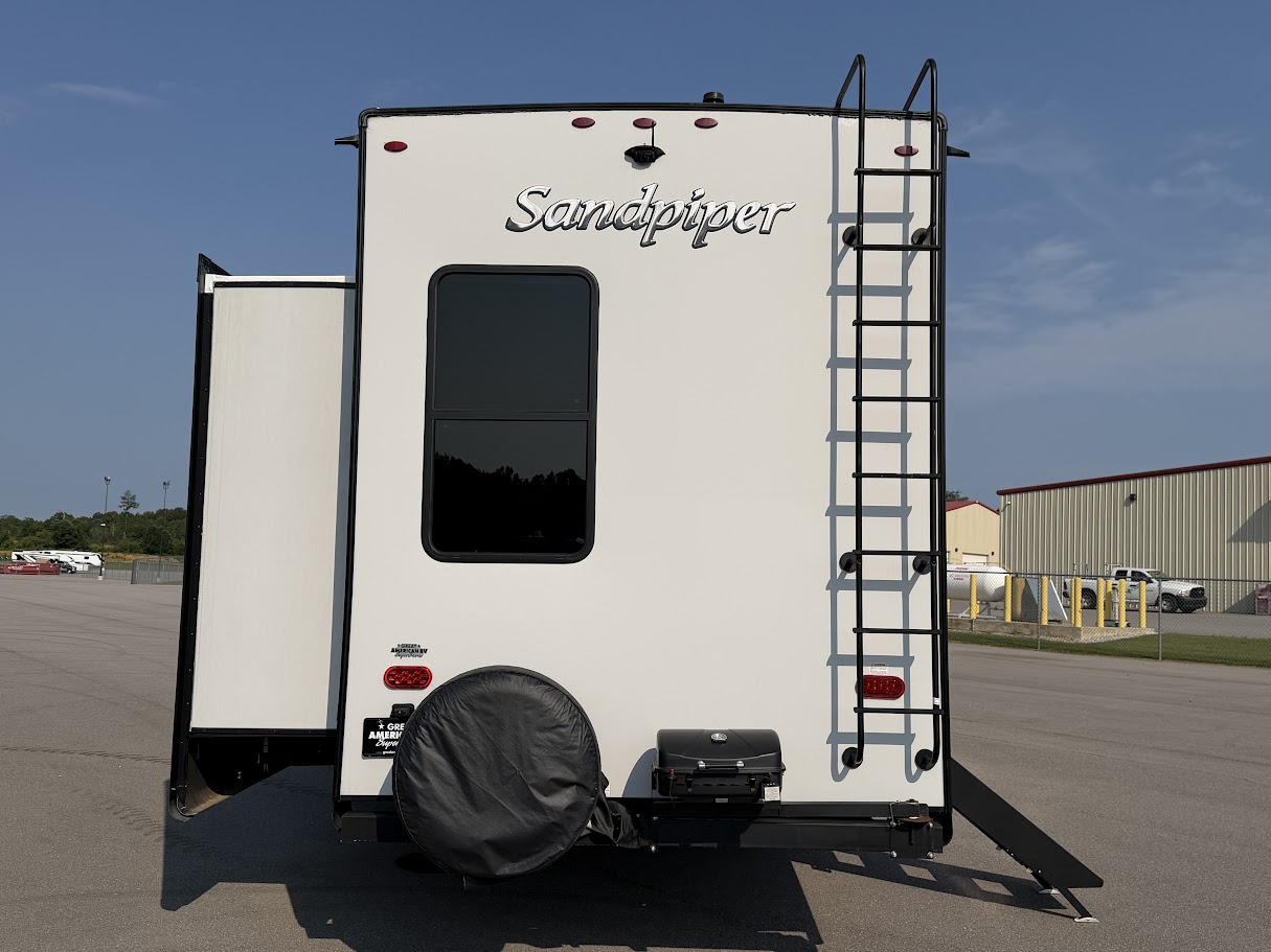 2022 FOREST RIVER SANDPIPER 330BH - Image 6
