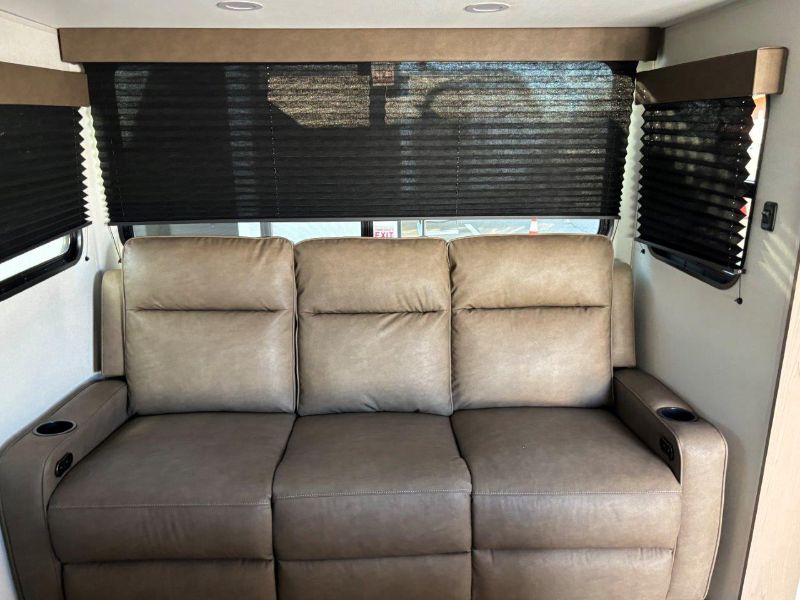 2026 Grand Design Transcend XPLOR 23BHX - Image 12