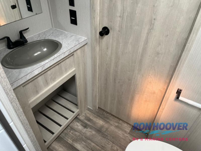2024 FOREST RIVER 41DS - Image 32