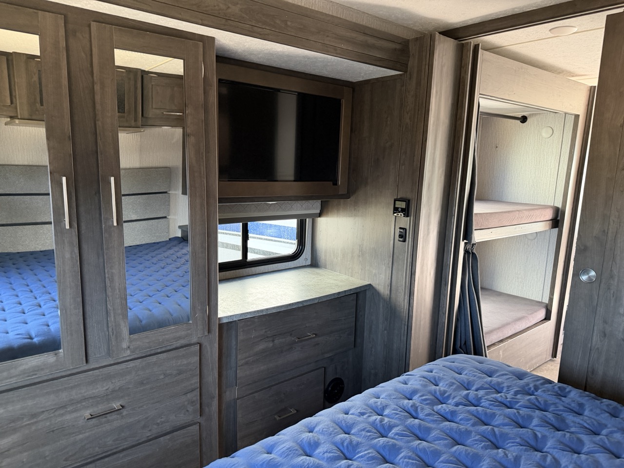2023 Coachmen Pursuit 31BH - Image 20
