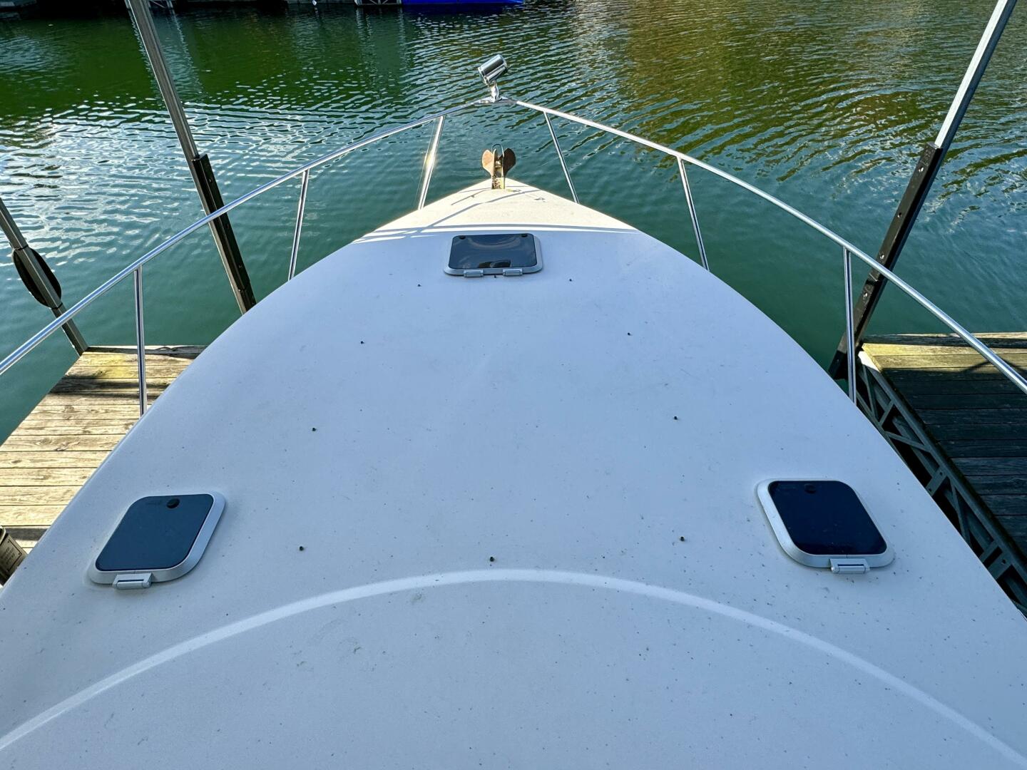 2004 Rinker 342 Fiesta Vee - Image 33