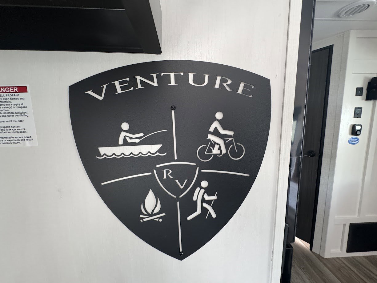 2026 VENTURE RV STRATUS 211VBH - Image 18