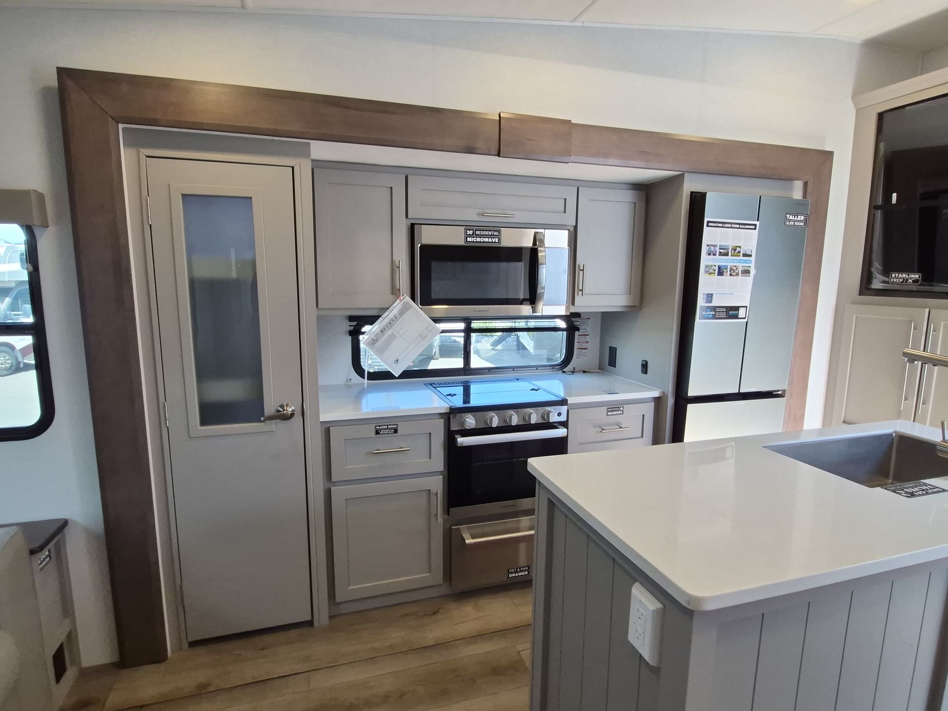 2026 Alliance RV Avenue 25RL - Image 48