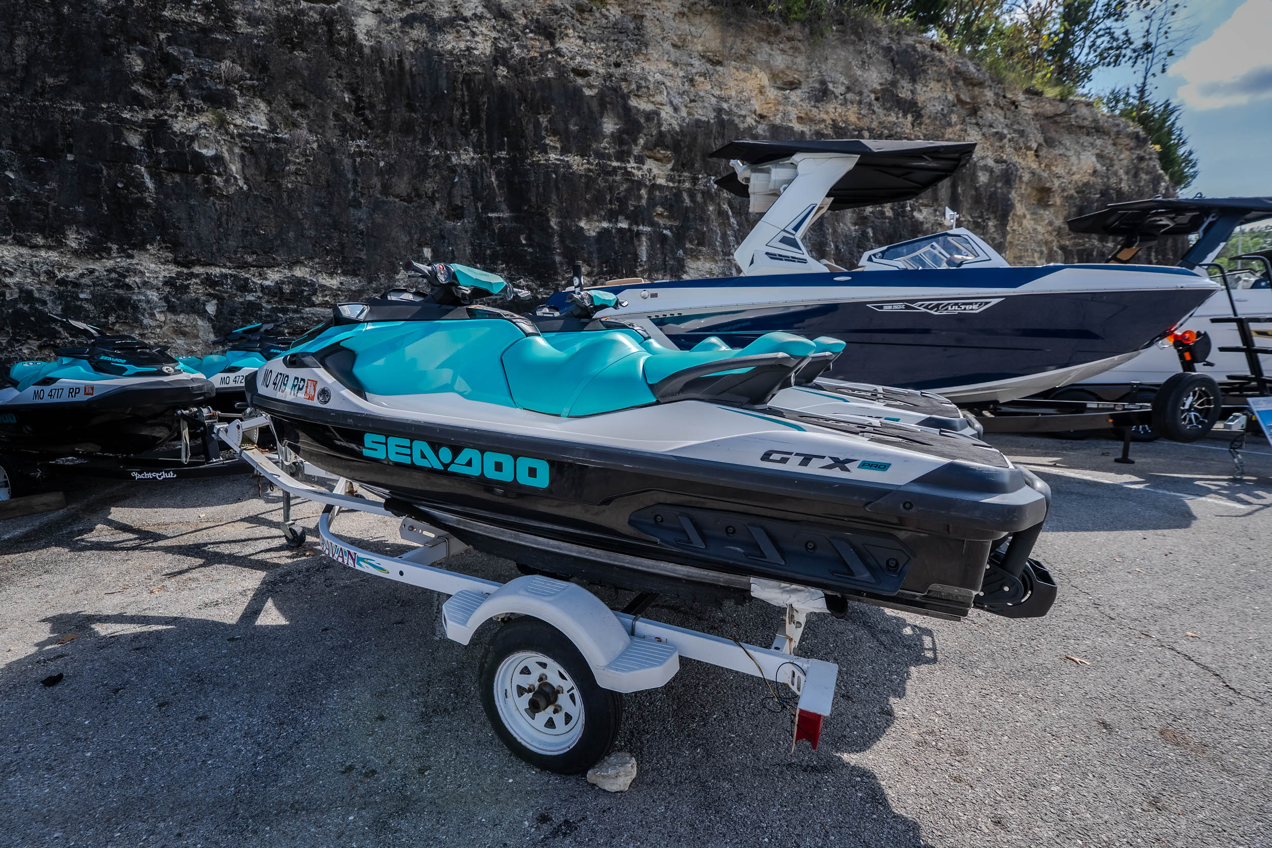 2023 Sea Doo GTX PRO 130 - Image 16