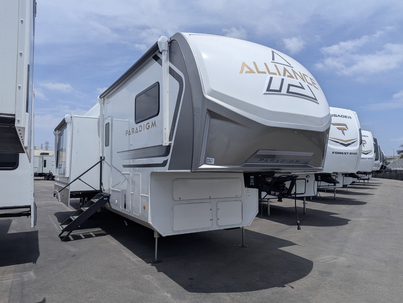2026 Alliance RV Paradigm 395DS - Image 1