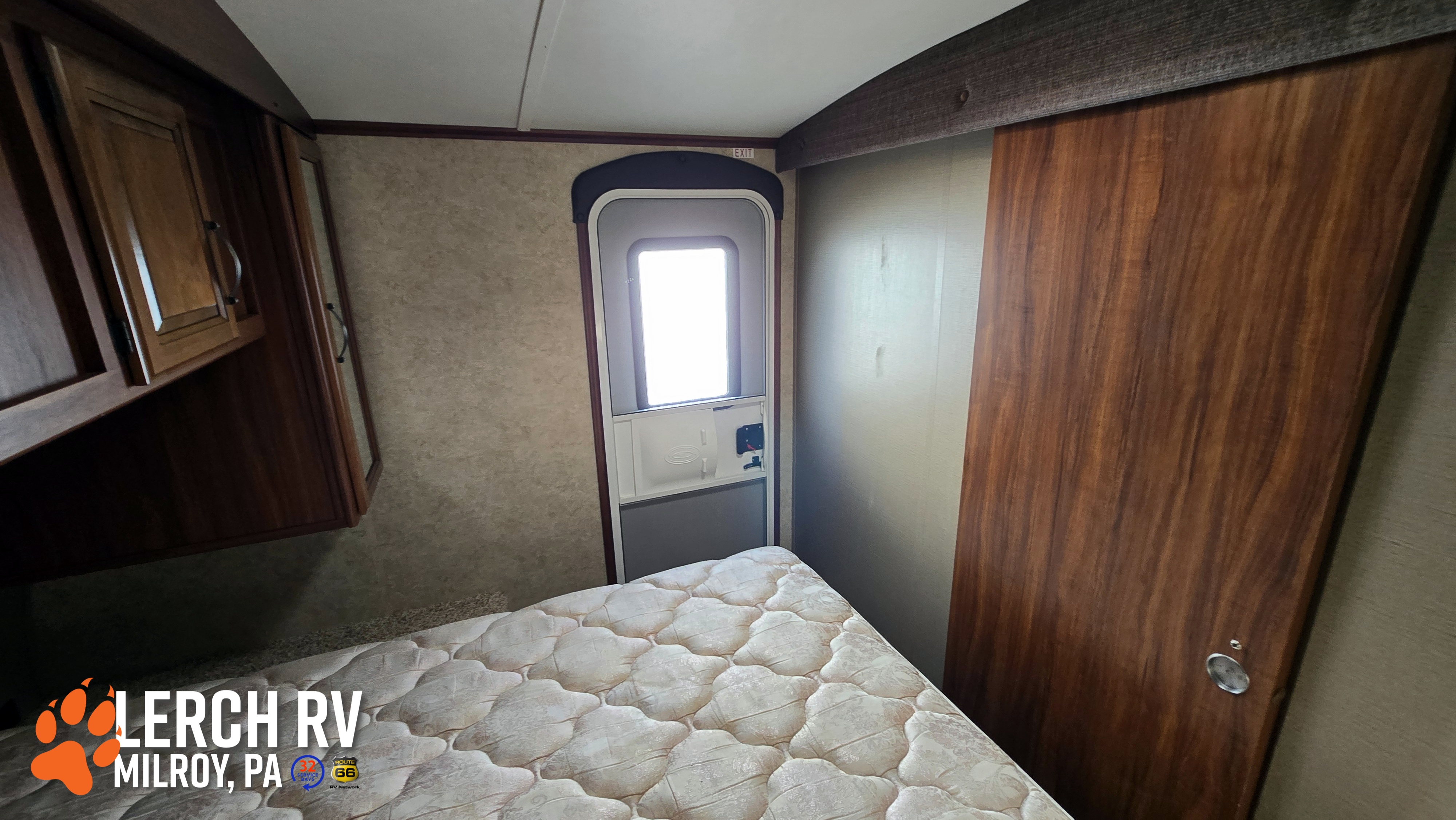 2014 Keystone Cougar XLite 28RLS - Image 17