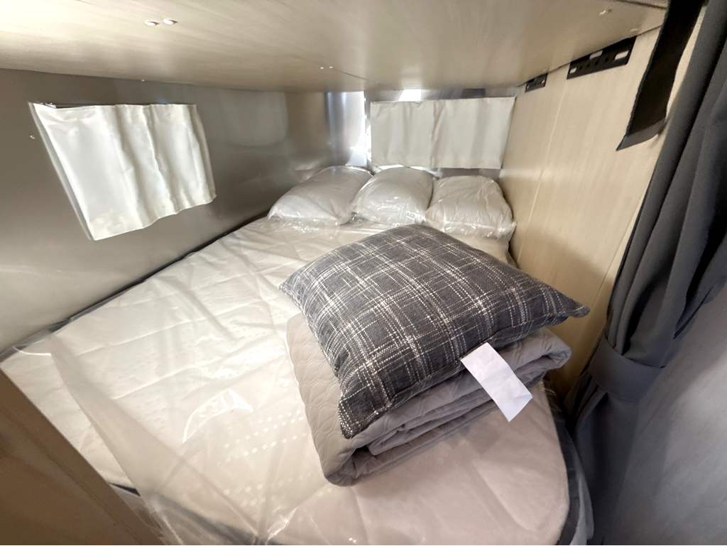 2026 AIRSTREAM FLYING CLOUD 30FBBQ - Image 28