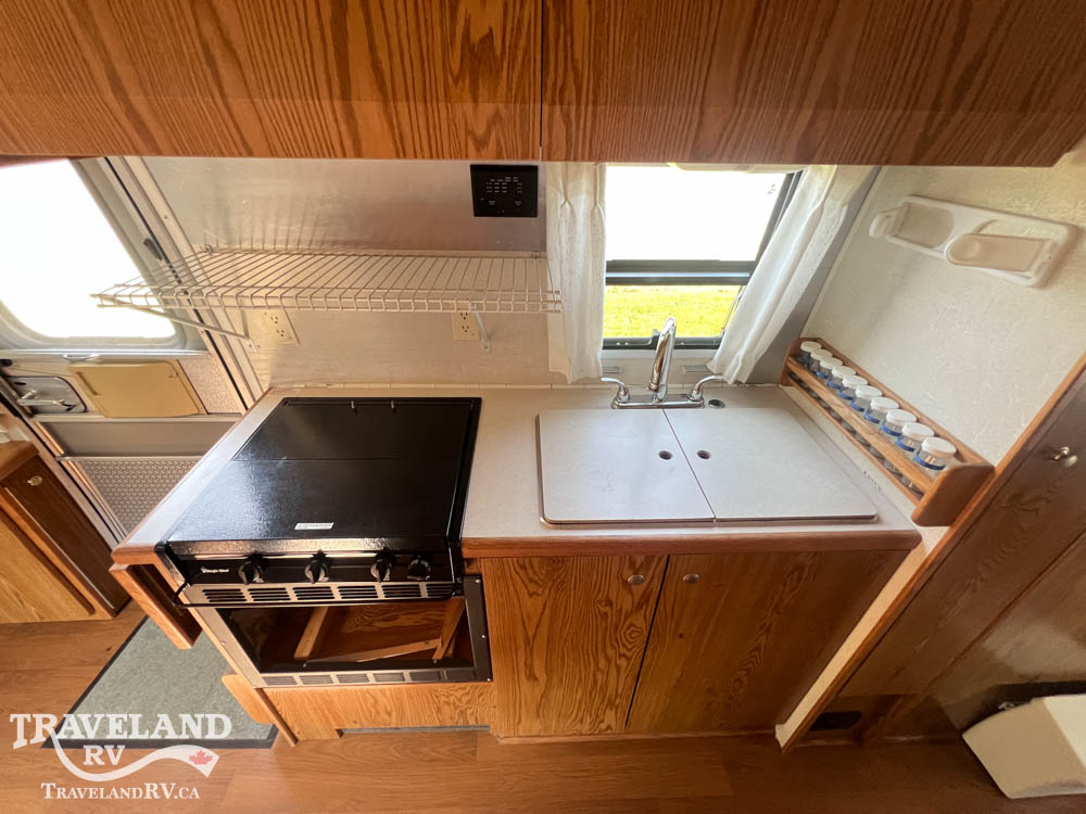2001 AIRSTREAM SAFARI 25RBT - Image 17