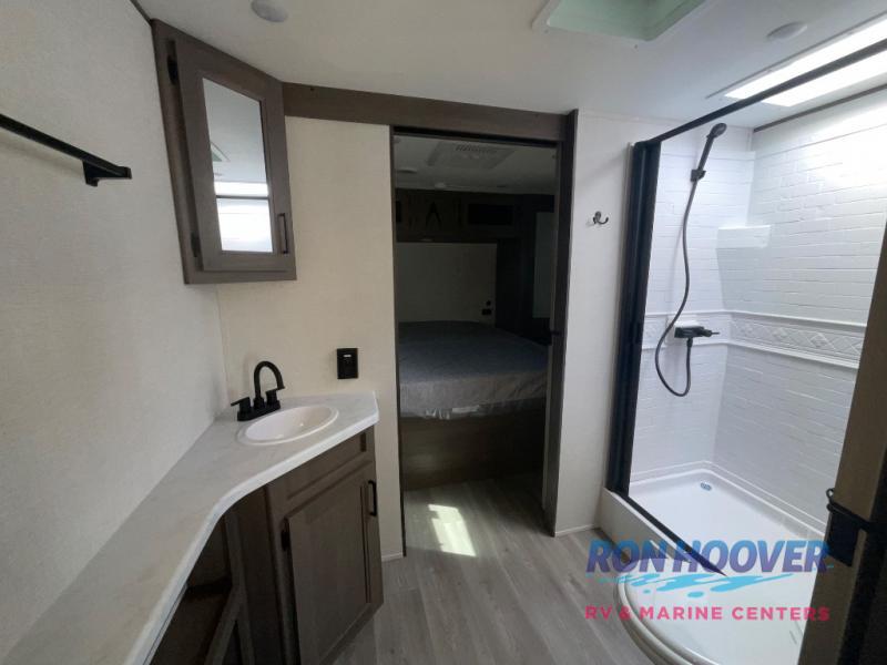 2026 GRAND DESIGN 265BHT - Image 22