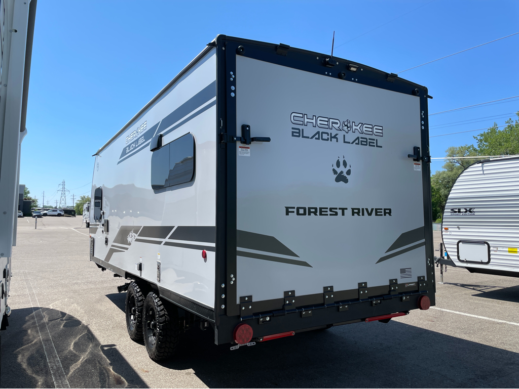 2026 Forest River Cherokee Grey Wolf Black Label 18RRBL - Image 3