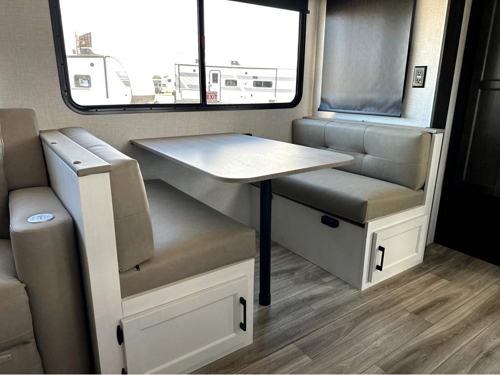 2027 VENTURE RV STRATUS 291VQB - Image 14