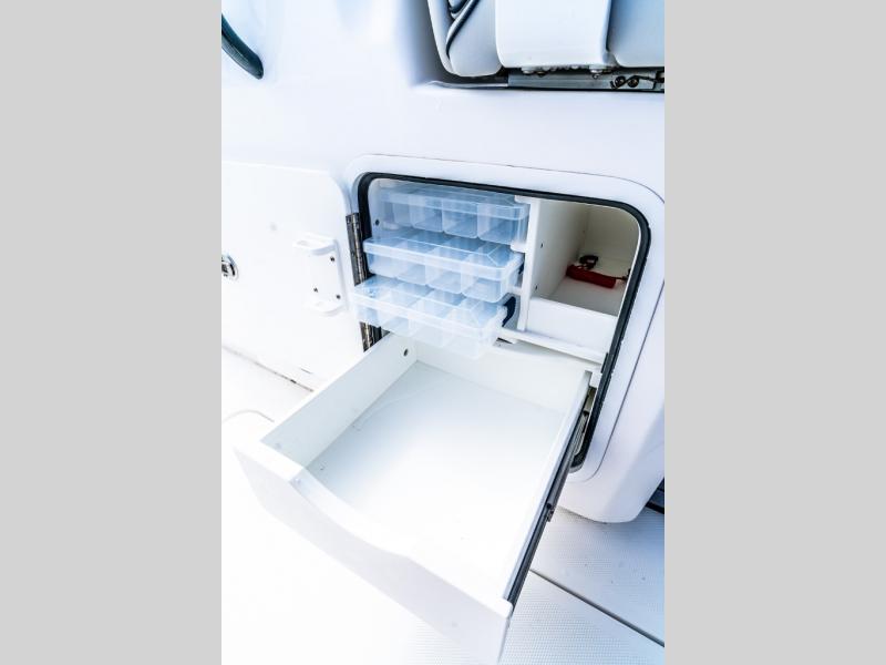 2024 Invincible 37 CATAMARAN - Image 34