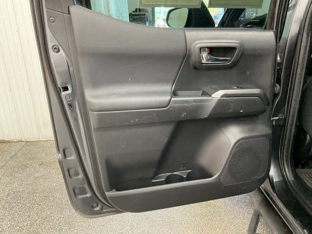 2022 Toyota Tacoma TRD Off-Road Crew Cab 4WD V6 - Image 20