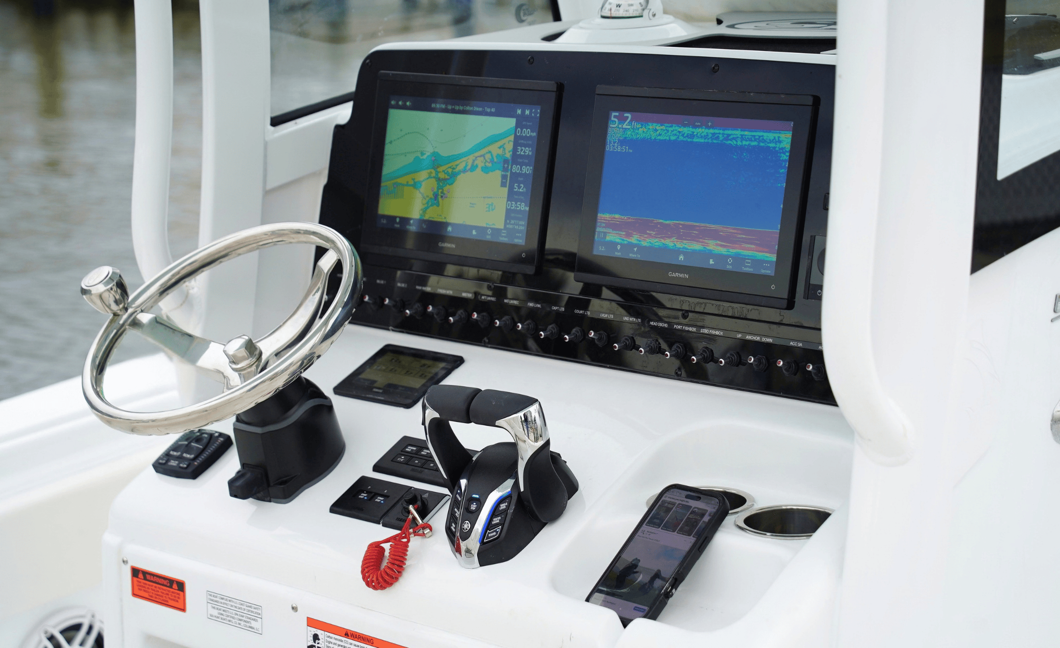 2027 SEA HUNT ULTRA 265SL - Image 27