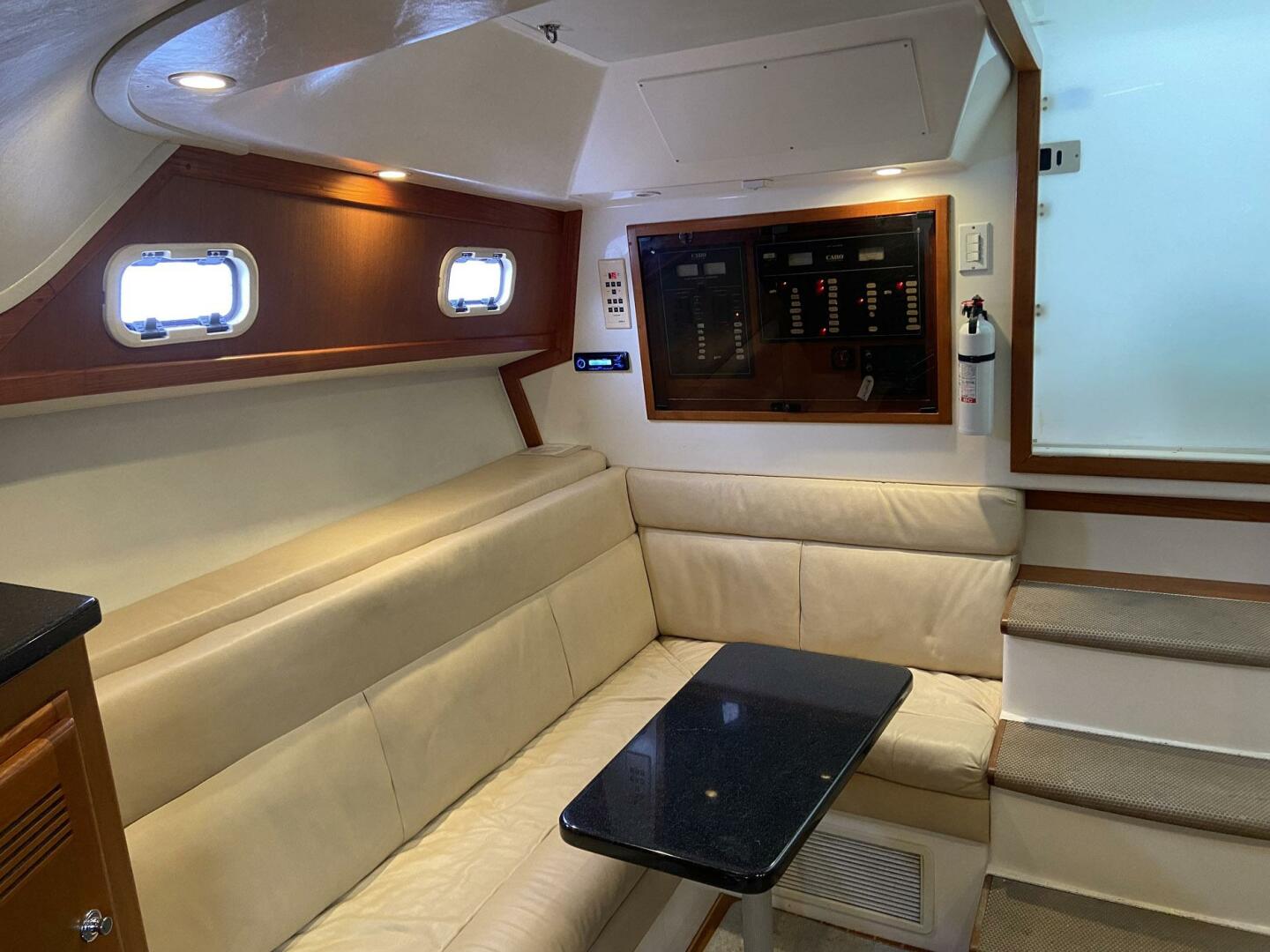 2002 Cabo 35 Express - Image 14