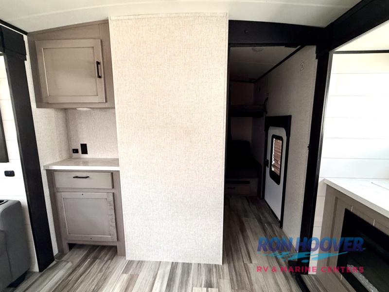 2024 JAYCO 32QBH - Image 17