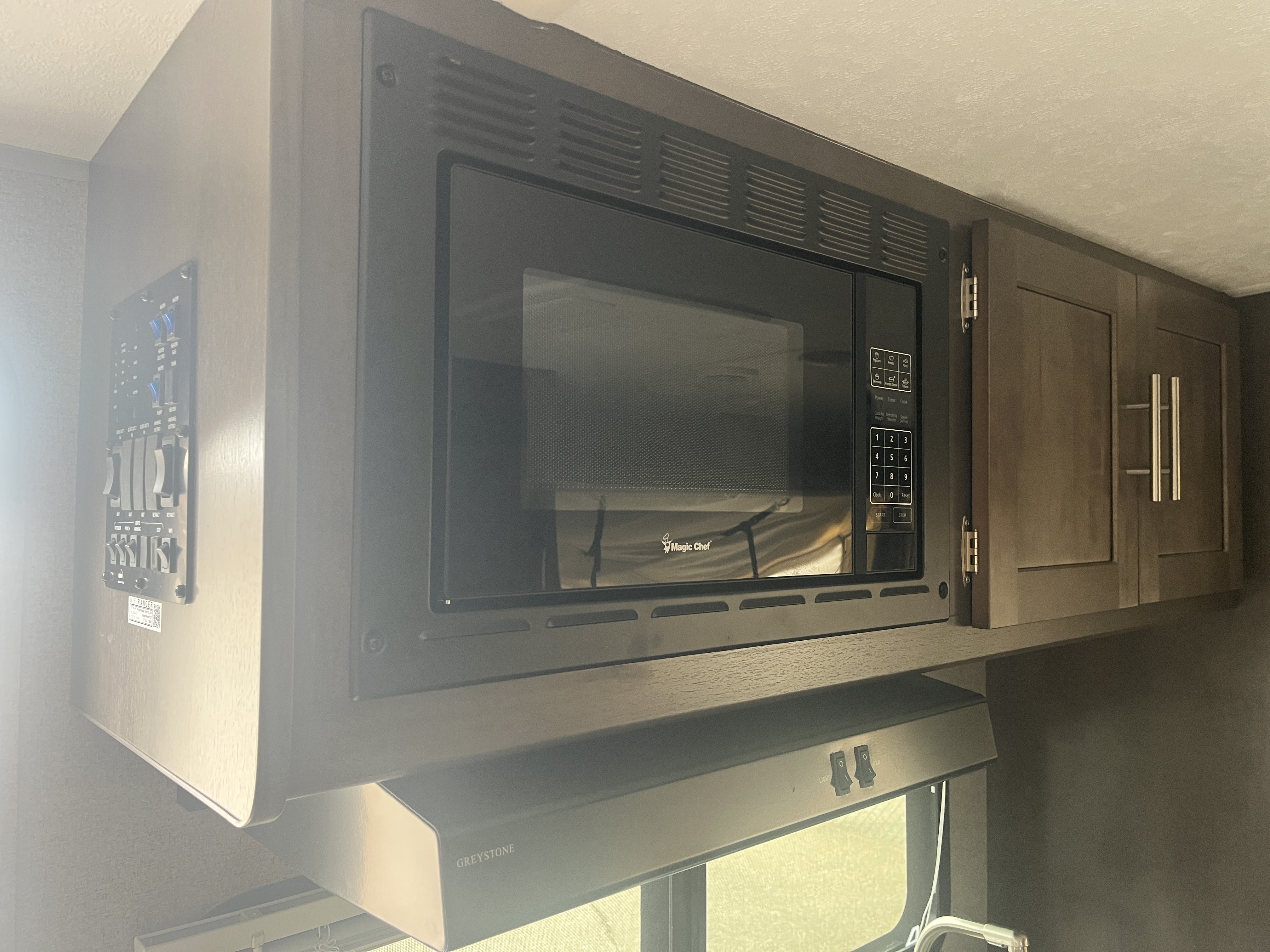 2019 FOREST RIVER ROO 233S - Image 12