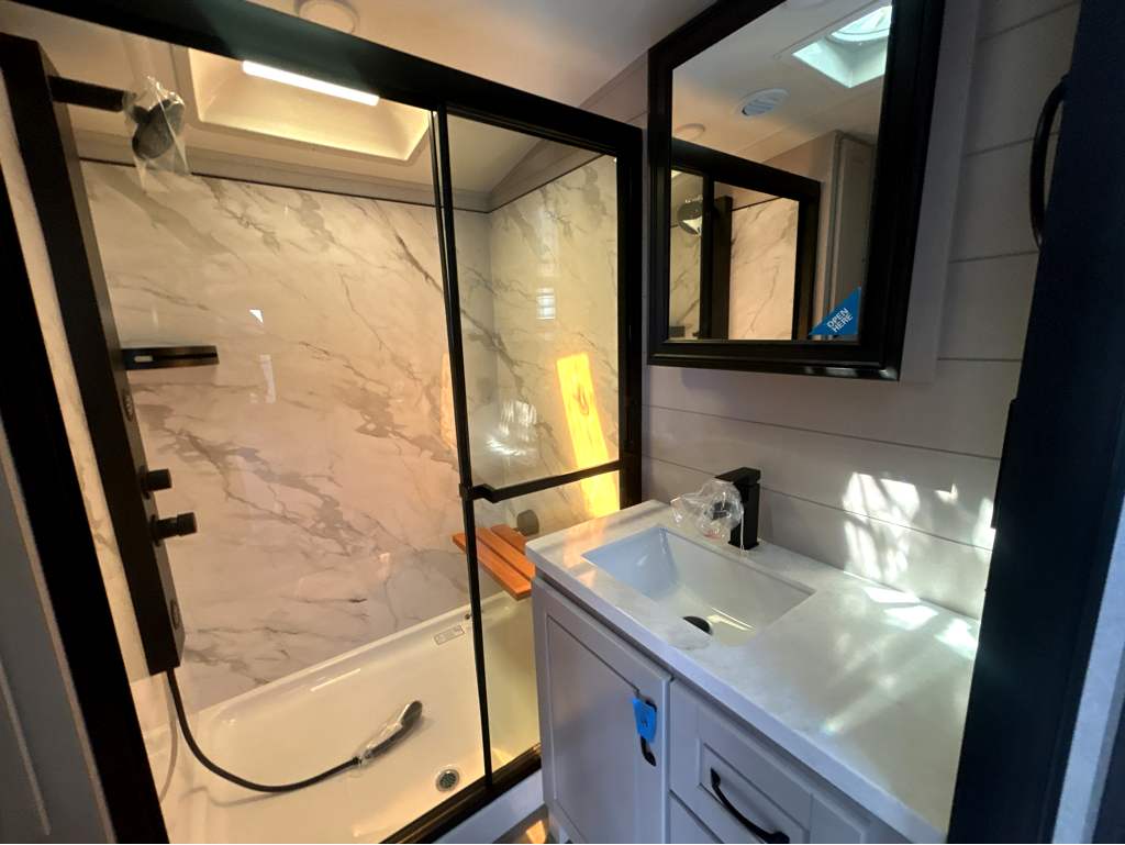 2026 JAYCO NORTH POINT 310RLTS - Image 14
