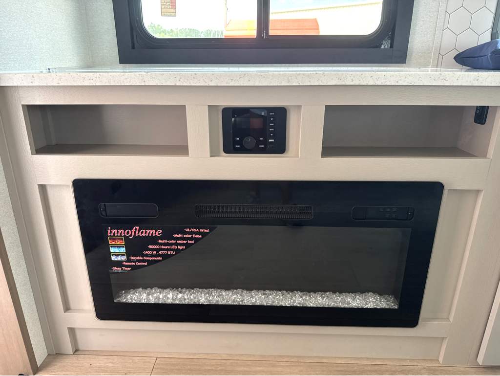 2027 JAYCO JAY FEATHER 27MK - Image 12