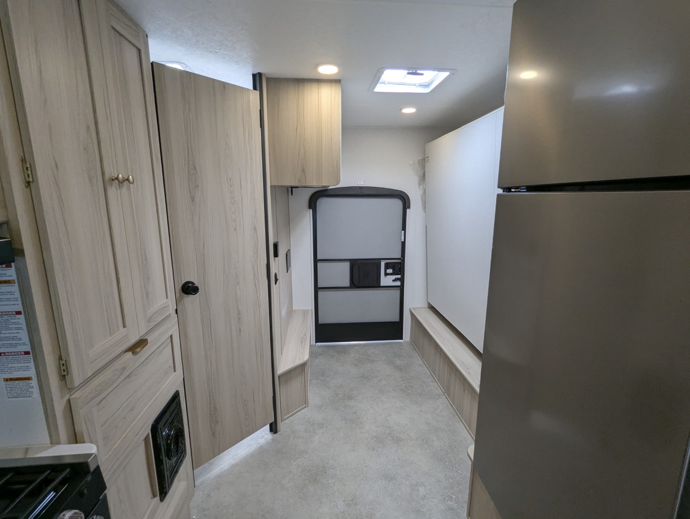 2026 Coachmen Cross Trail 22XG 4X4 - ATH Edition - Image 22