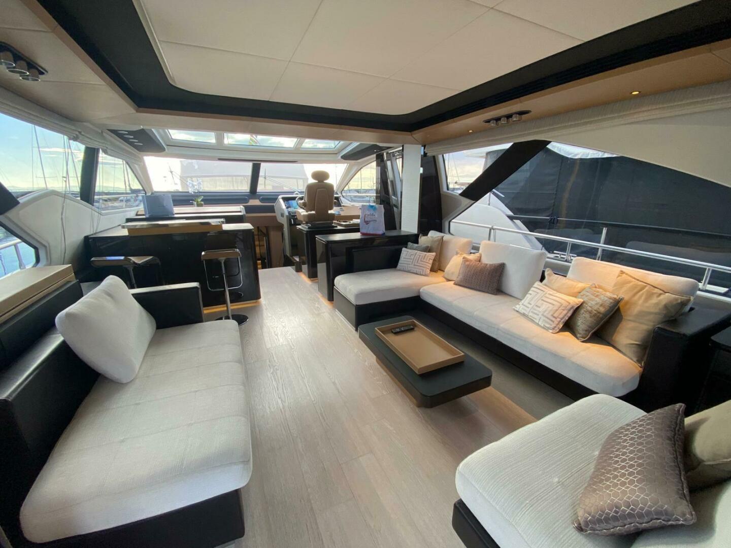 2016 Azimut 77S - Image 19