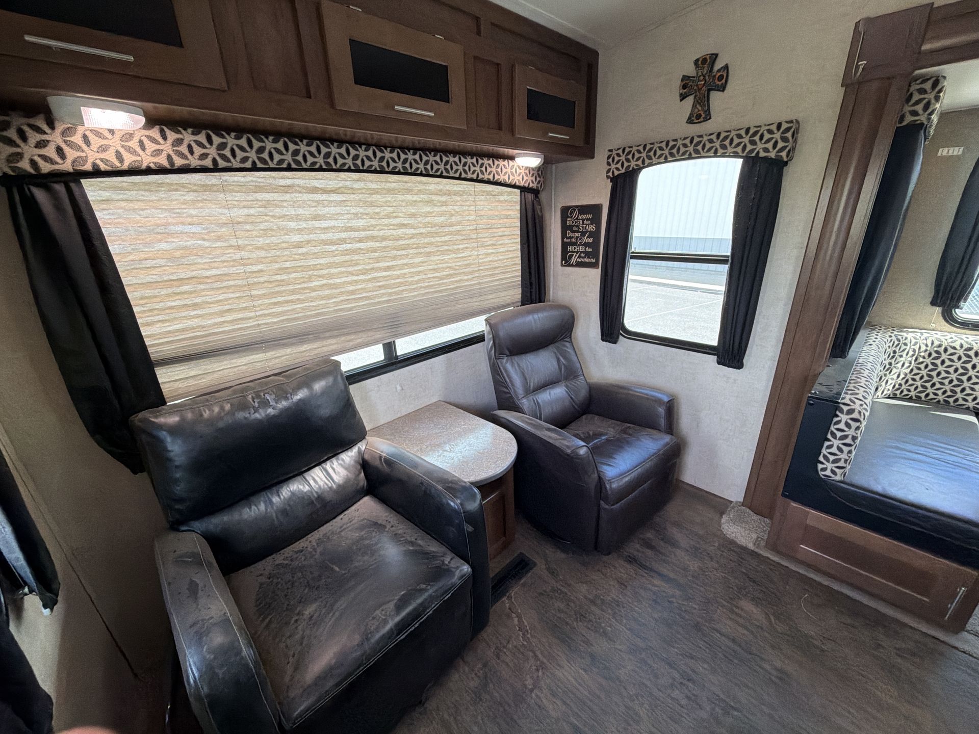 2015 Forest River Wildcat Maxx 242RLX - Image 20