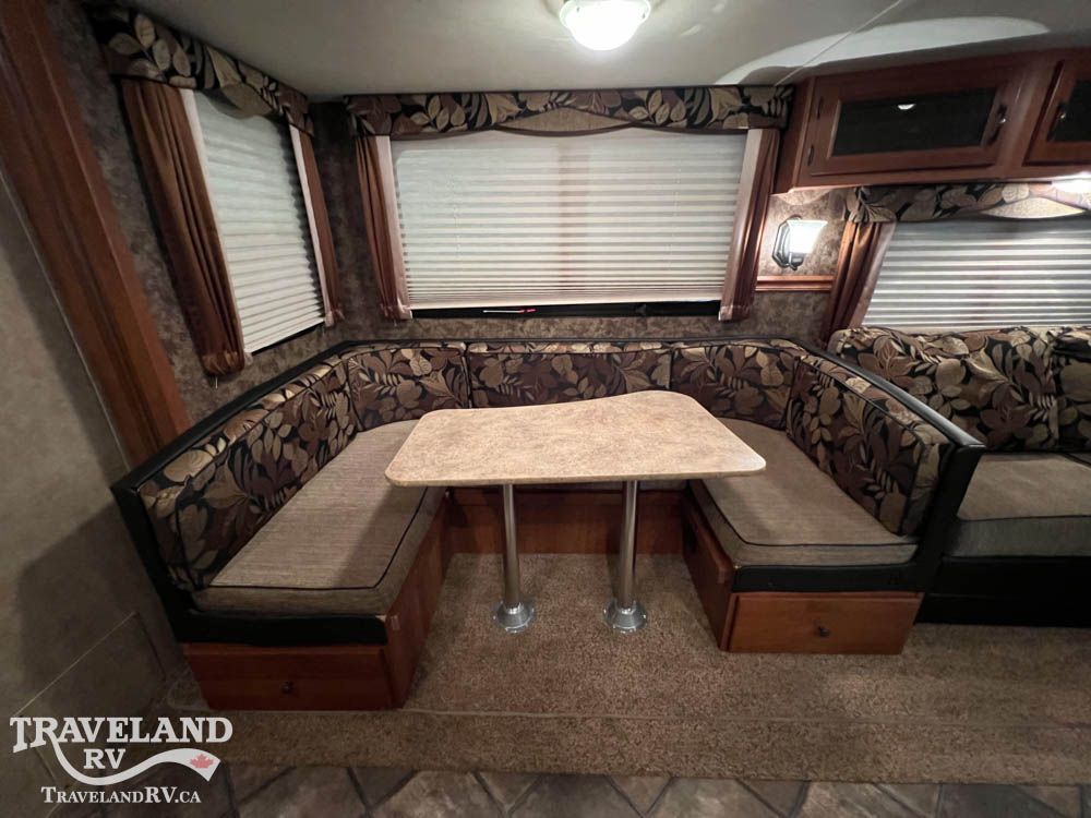 2013 Dutchmen Denali 268RB - Image 19