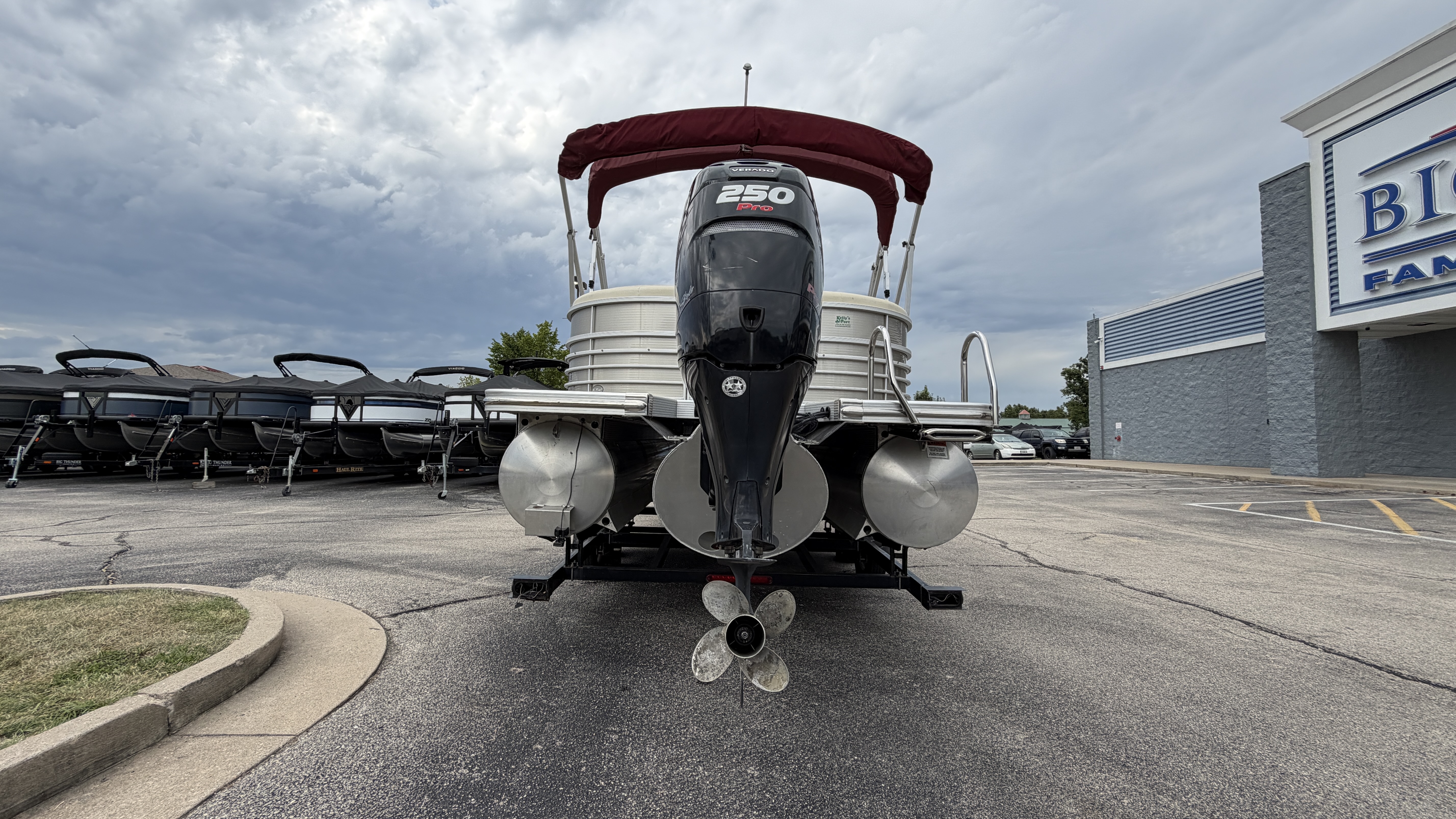 2015 Bennington 2550 RSR - Image 25
