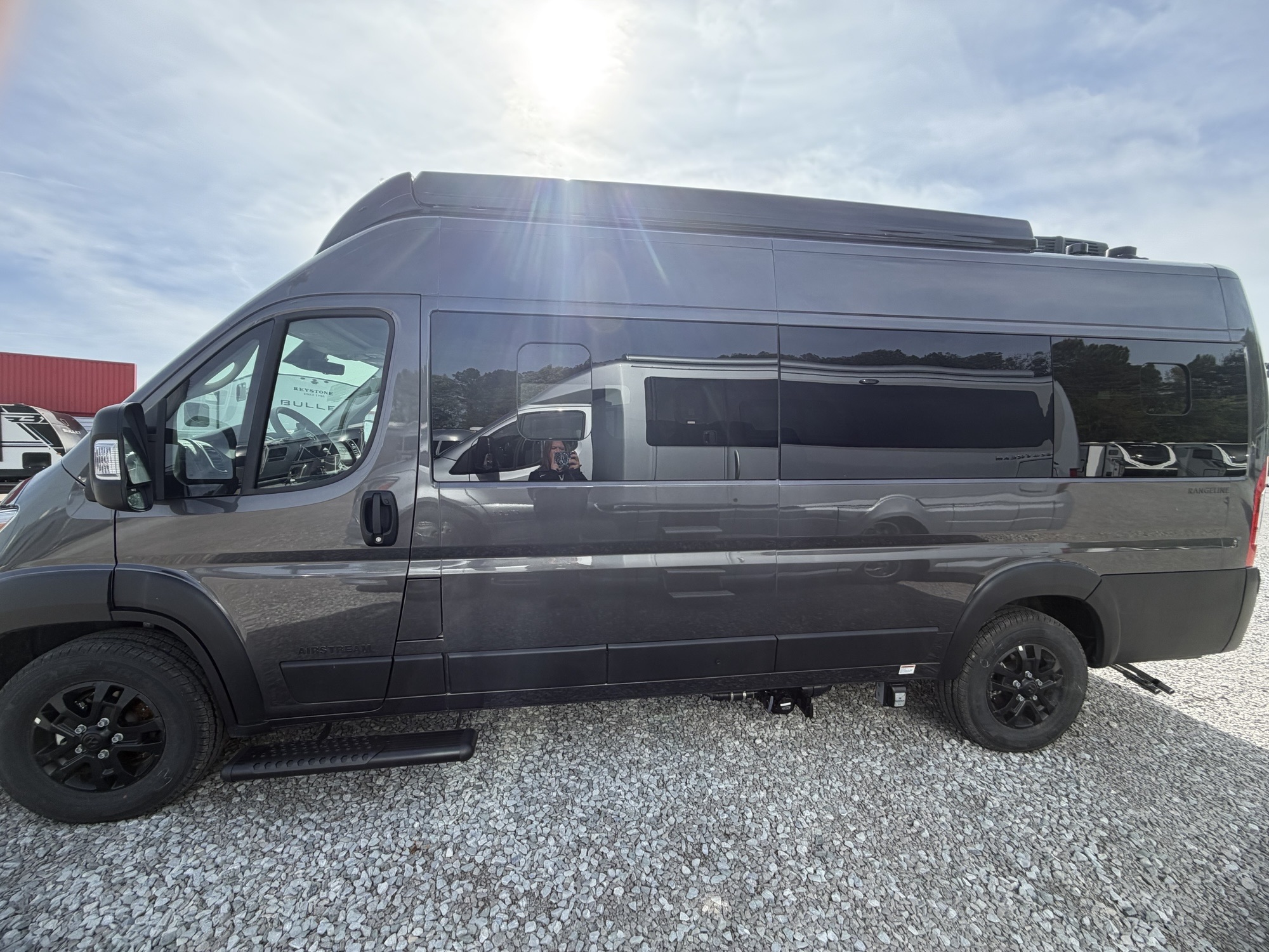 2026 AIRSTREAM RANGELINE POPTOP - Image 6