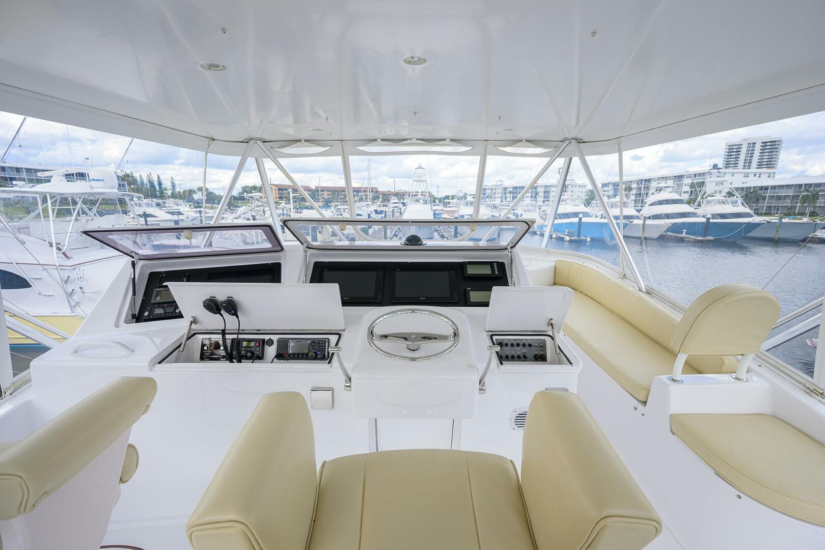 2004 Viking 56 Convertible - Image 15