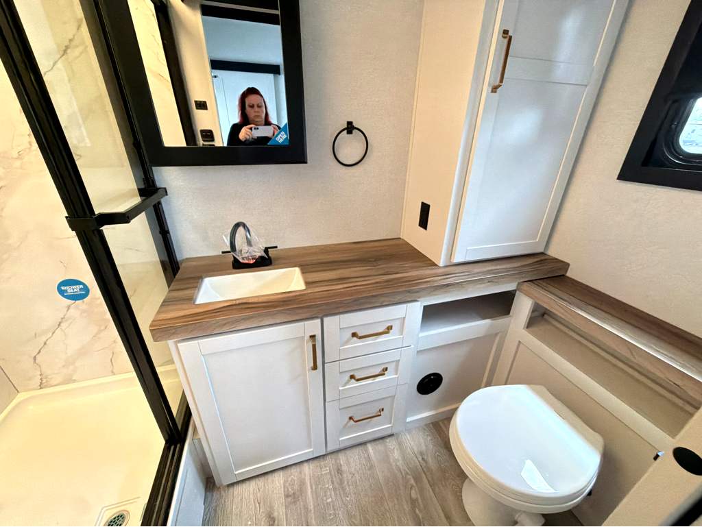 2027 JAYCO EAGLE 367TBTS - Image 16