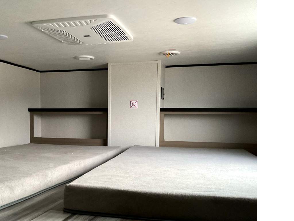2026 JAYCO JAY FLIGHT BUNGALOW 404 LOFT - Image 24