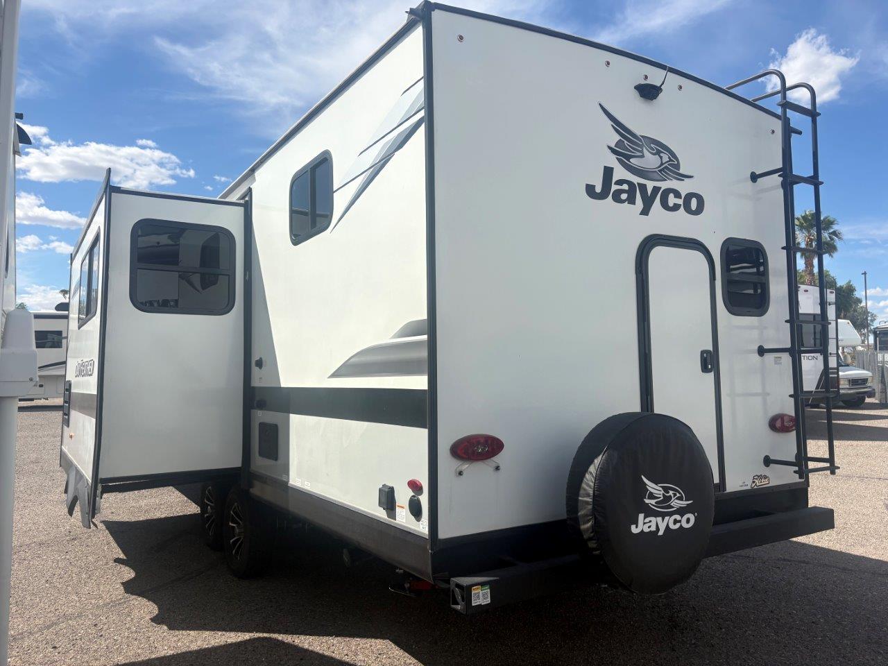 2023 Jayco Jay Feather 24BH - Image 5