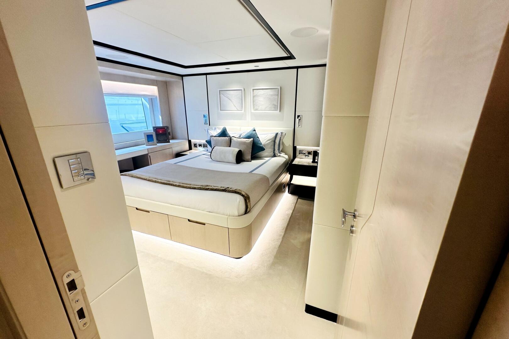 2024 Majesty Yachts 120 - Image 33