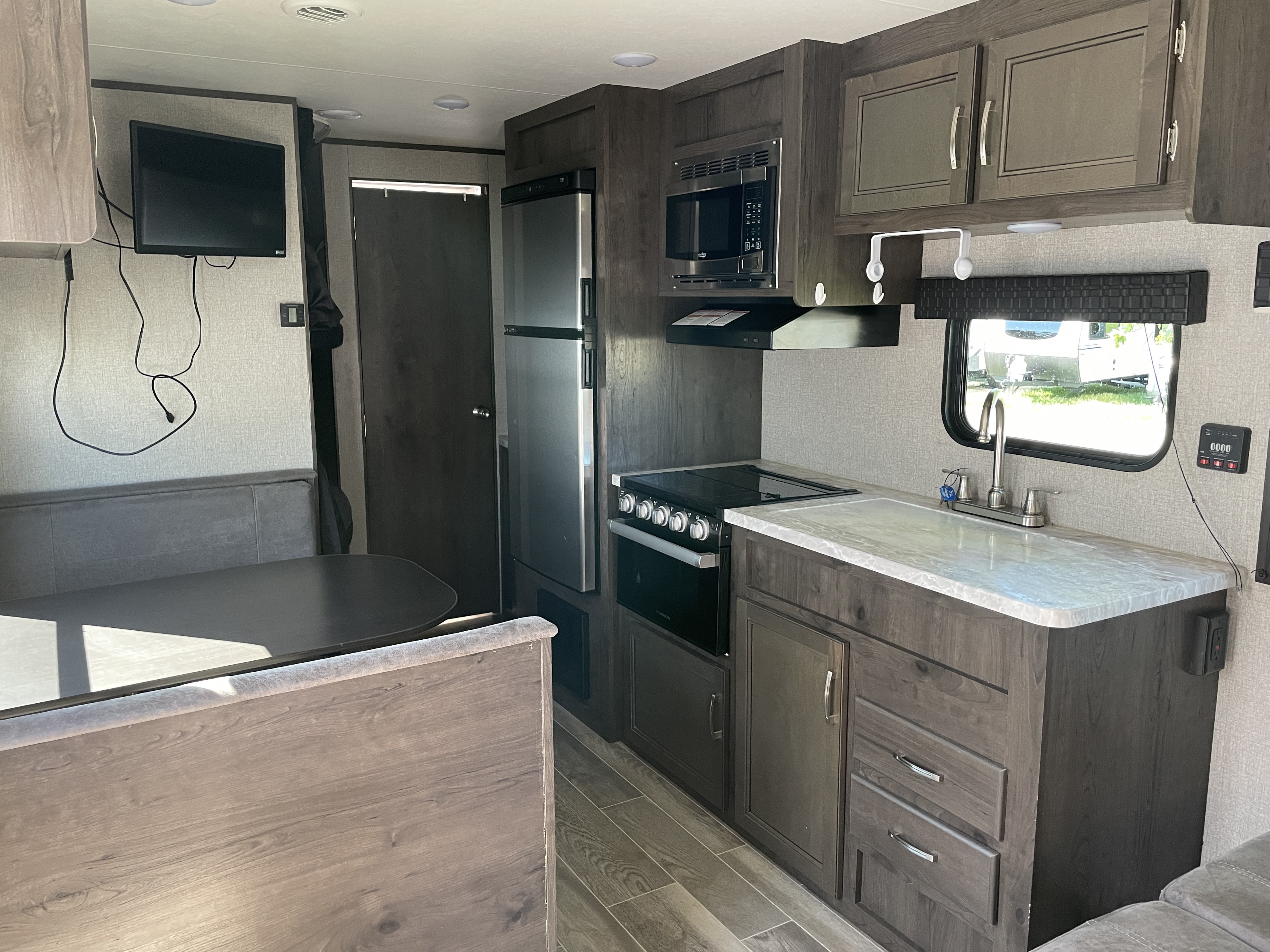 2021 Jayco Jay Flight SLX 264BH - Image 8