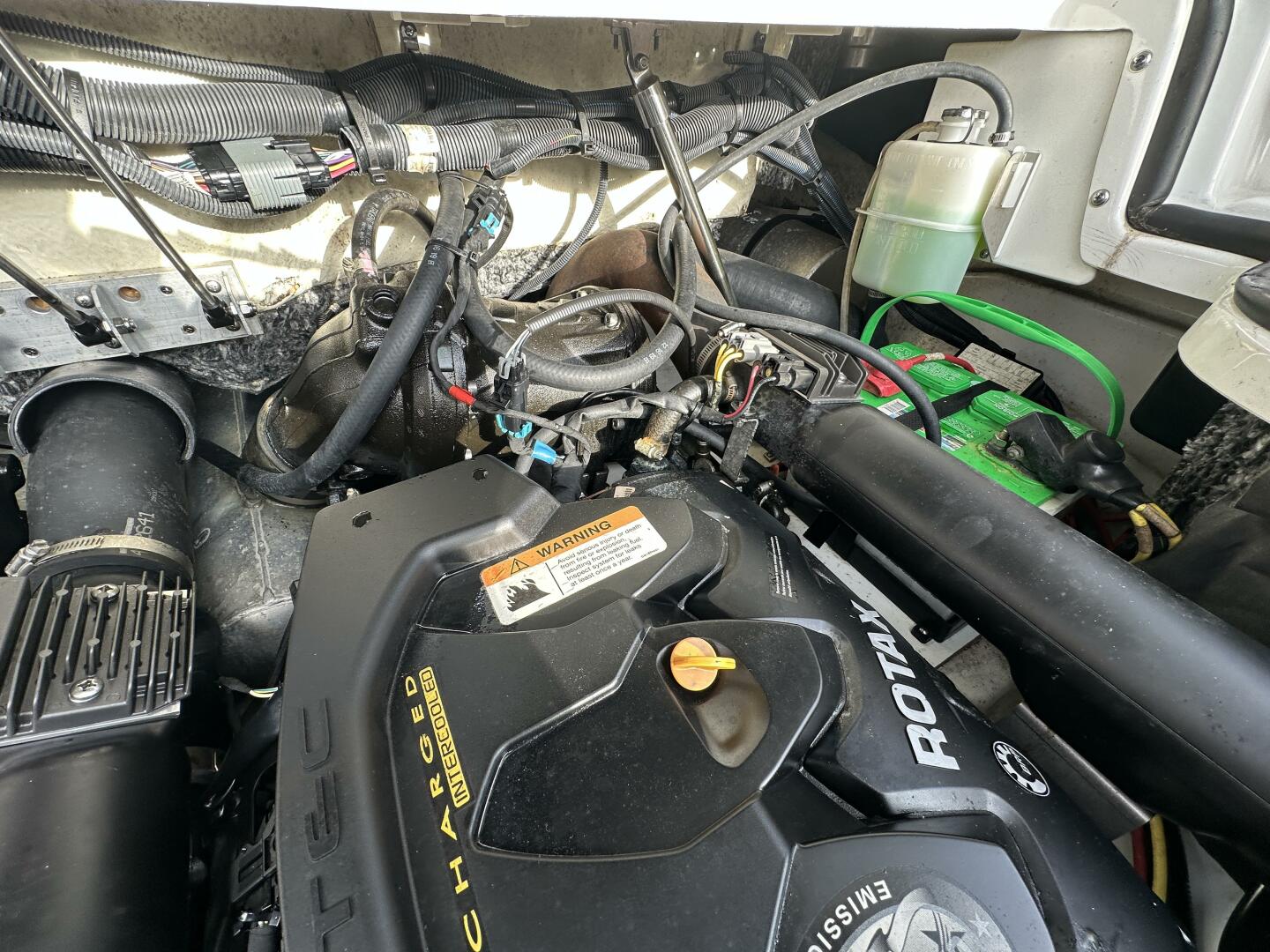 2021 Scarab 215 Base - Image 101