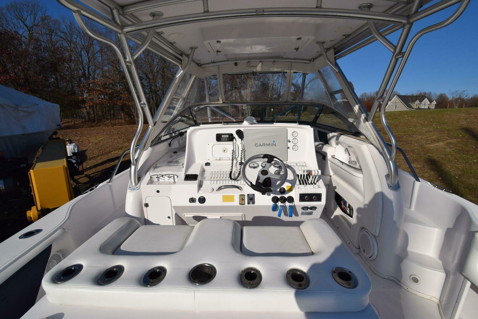 2005 Donzi 38 ZSF - Image 12
