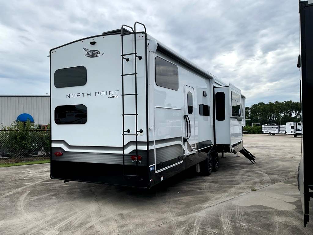 2027 JAYCO NORTH POINT 391TBBH - Image 43