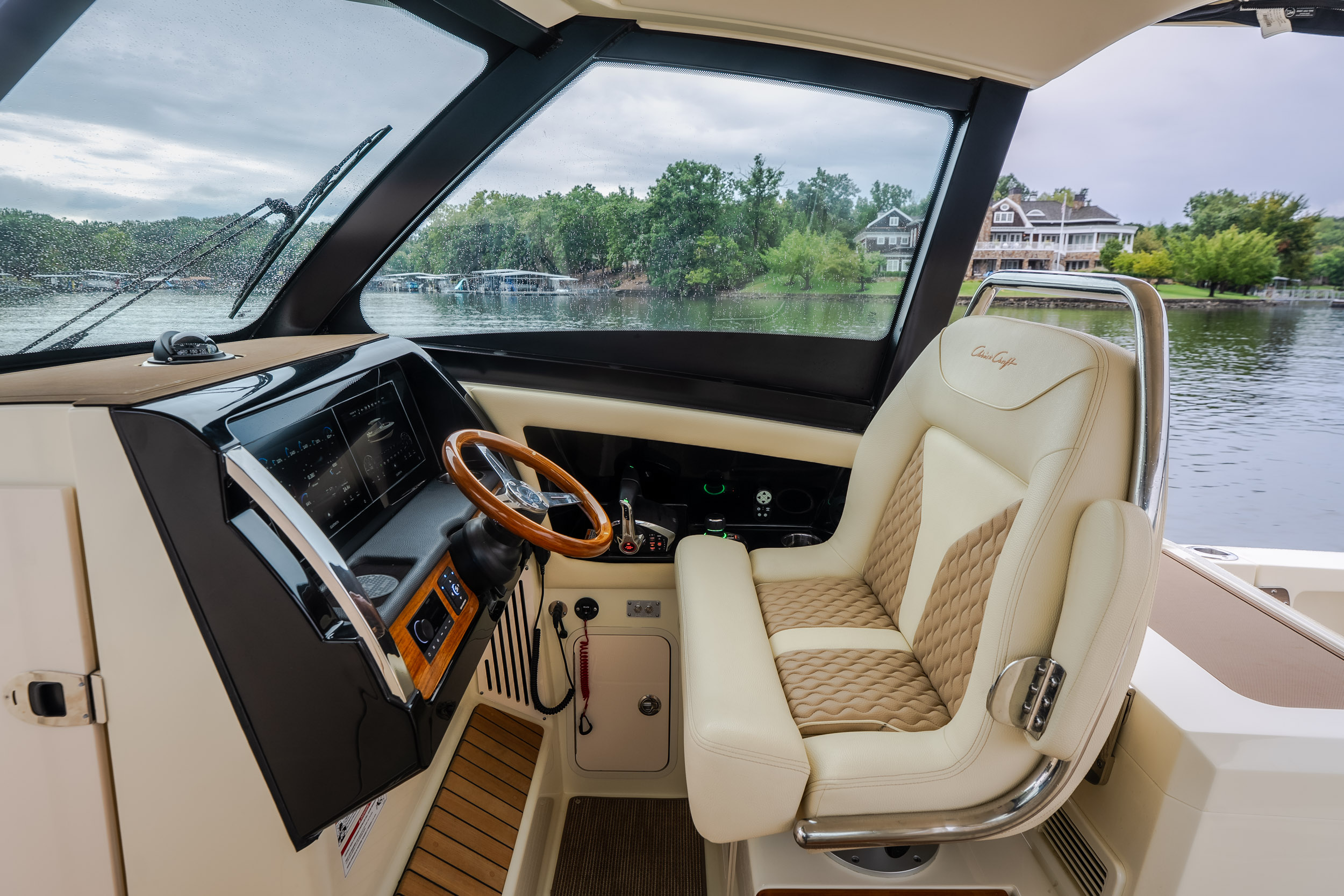 2024 Chris Craft Calypso 32 CT - Image 24