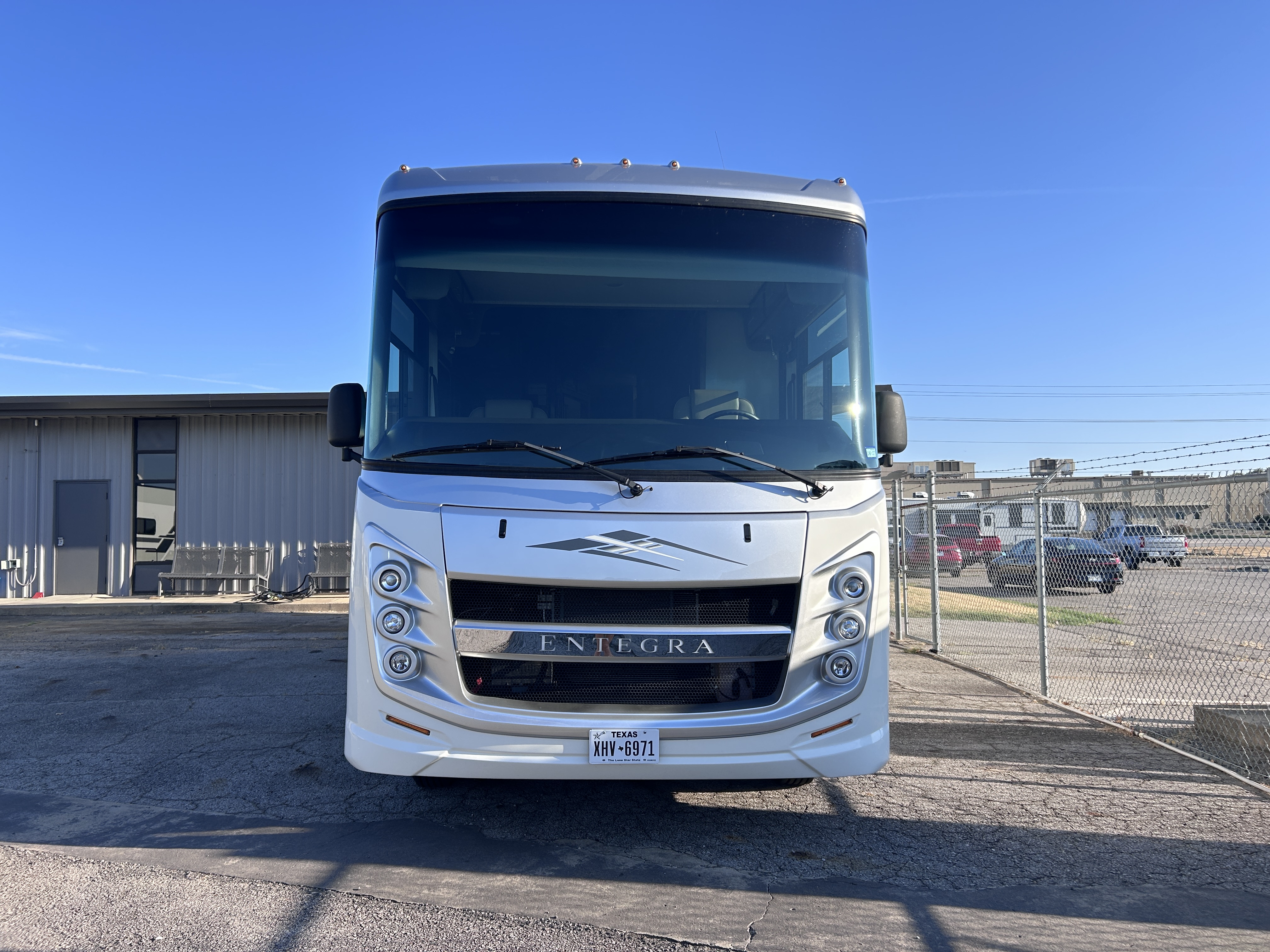 2023 ENTEGRA COACH ENTEGRA 34B - Image 2