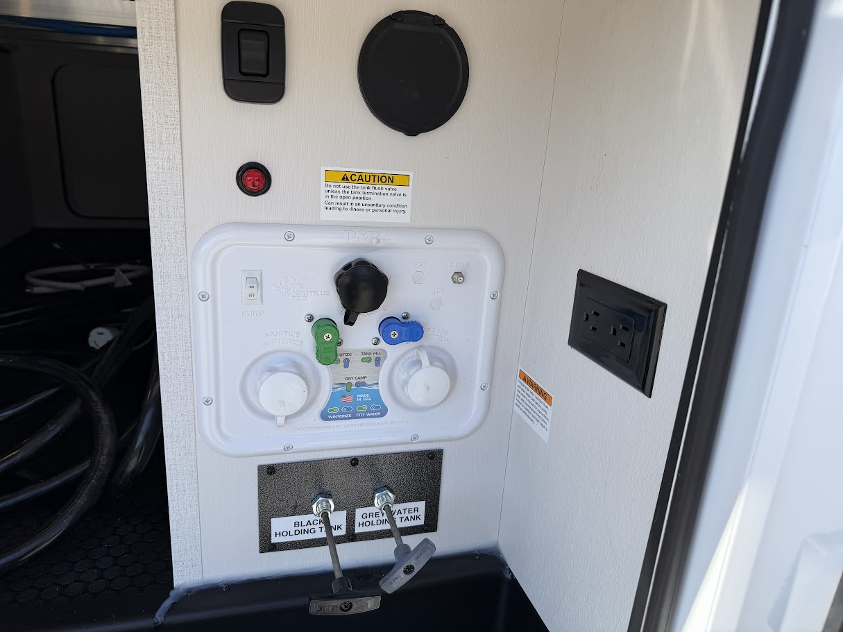 2027 JAYCO EAGLE 367TBTS - Image 4