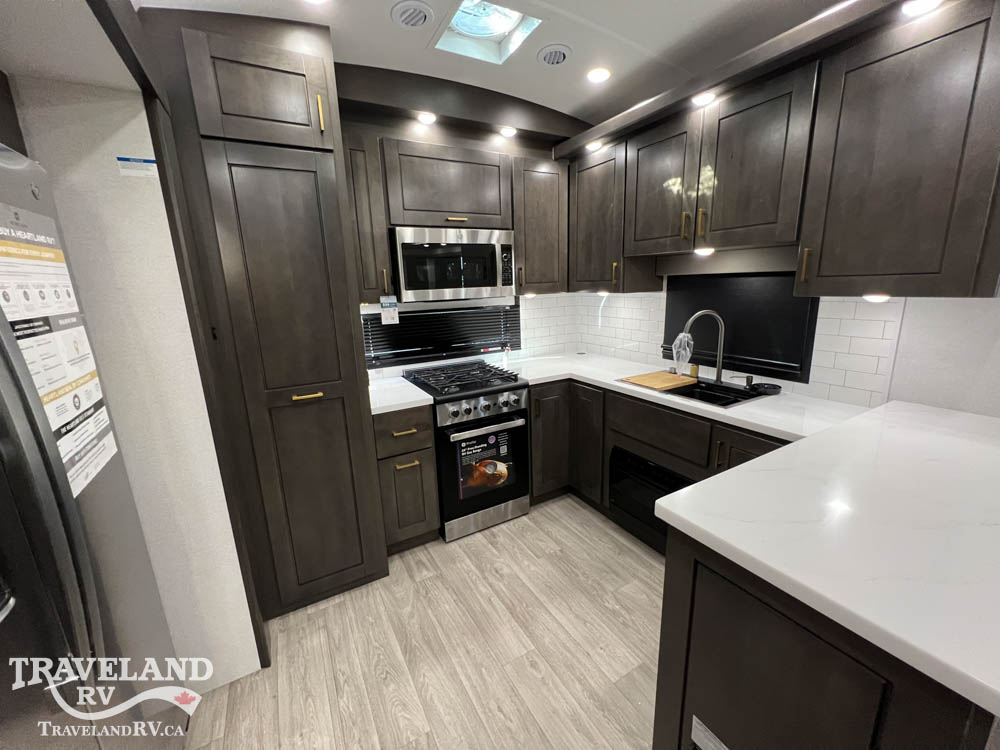 2027 Heartland Bighorn Fifth Wheel 39RK - Image 15
